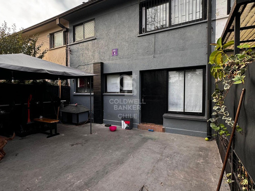 Casa Con Excelente Conectividad Ñuñoa