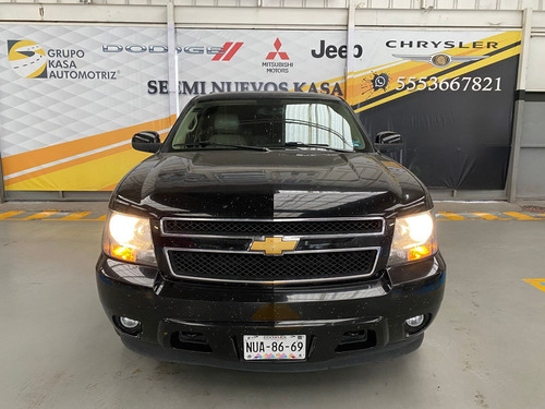 Imagen 2 de 15 de Chevrolet Suburban Lt 4x4 2013