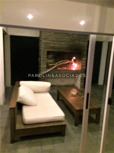 Casa De 3 Dormitorios En Altos De Punta Piedras- Ref: 4289