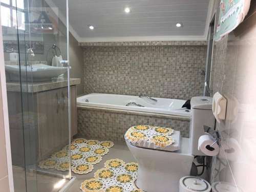 Imagem 17 de 24 de Sobrado Com 4 Dormitórios À Venda, 315 M² Por R$ 890.000,00 - Bairro Alto - Curitiba/pr - So0170