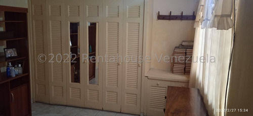 Imagen 12 de 30 de Amplia Y Cómoda Casa En Venta En Cabudare, Urb. Petimora Calle Principa, Urb. Petimora. Jose G. López Tlf. 04145533925. Lara, Venezuela