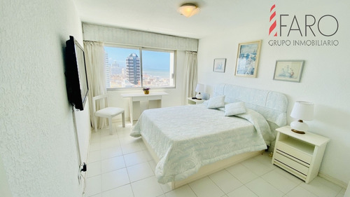 Oportunidad En Torre Verona - Apto 3 Dorms Y Servicio - Ref: 38042