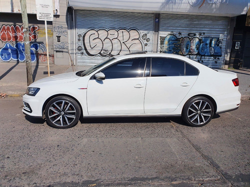 Volkswagen Vento Gli