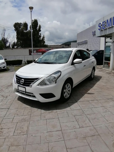 Imagen 1 de 15 de Nissan Versa 2019