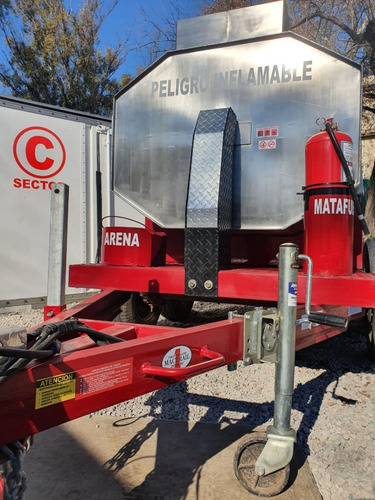 Trailer Mactrail Surtidor Movil Capacidad 1470 Lts