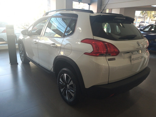 Imagen 15 de 15 de Peugeot 2008 1.6 Feline Tip