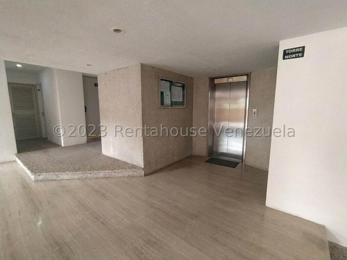 Apartamento En Alquiler En Los Naranjos De Las Mercedes De 67,49 Trs2