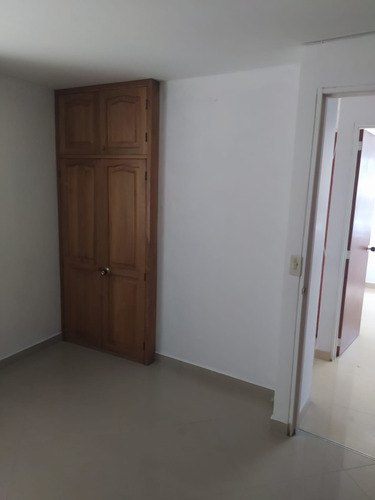 Imagen 11 de 14 de Se Vende Económico Apto 68m2 En Itaguí