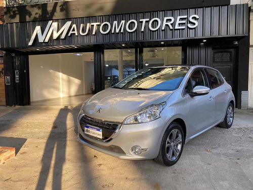 Peugeot 208 1.6 Feline 2013