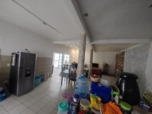 Casa En Venta En Col. Francisco I. Madrero Con Amplio Jardín Y Apta A Créditos