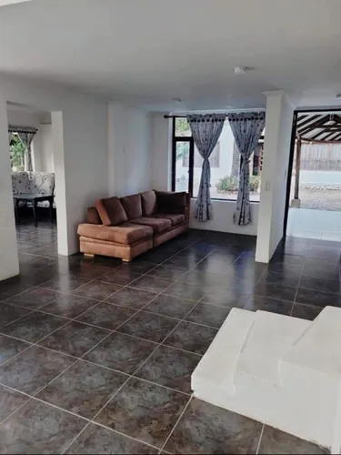 Casa En Venta En Valle De Los Lanceros. Cod V14409