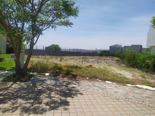 Imagen 6 de 8 de Terreno Residencial En Venta De Oportunidad En El Campanario, Querétaro.