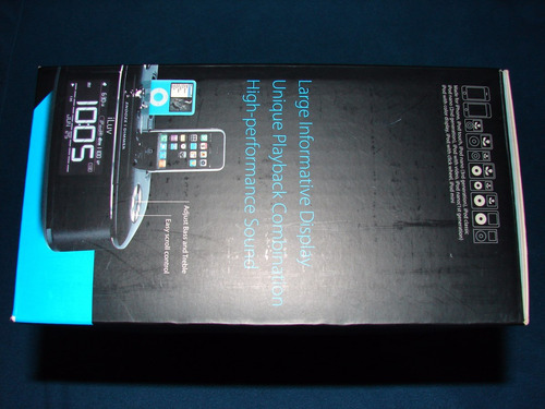 Dock Reproductor Fm Y Cargador iPhone & iPod - Iluv Lmm173 (Usado)