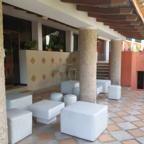 Imagen 7 de 10 de Alquiler De Piscina En Maracay