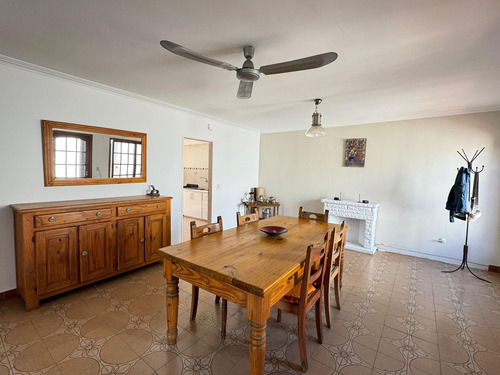 Tres Departamentos + Local En Venta - Necochea