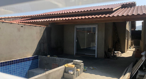 Imagem 2 de 9 de Casas Novas Com Piscina Lado Praia Em Ótima Localização