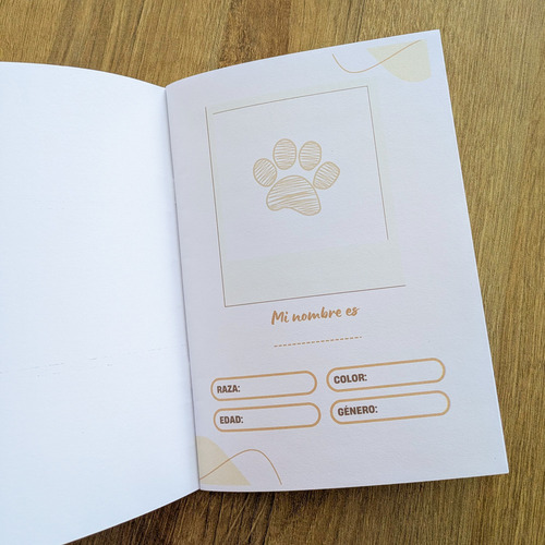 Libreta Veterinaria Sanitaria De Mascota Huellitas Violetas