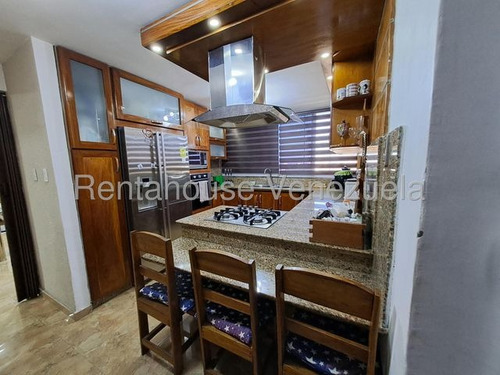 Gjg Vende Impecable Penthouse Equipado En Urb Santa Rosalia Terra Santa 25-15452