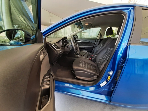 Imagen 8 de 15 de Chevrolet Cavalier 2019 1.5 Lt At