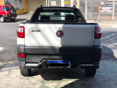 Imagem 3 de 6 de Fiat Strada 1.4 Mpi Hard Working Cs 8v 2019