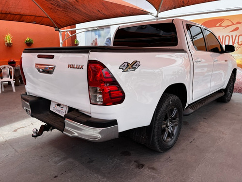 Toyota Picape Cabine Dupla SR 2.8 TDI CD 4x4 (Aut)