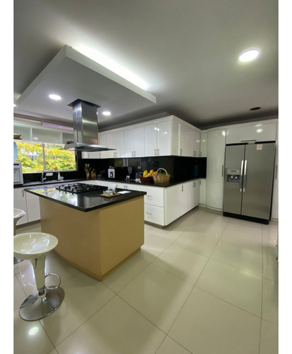 Venta Casa De 800m2 Condominio Pance, Sur De Cali 9245.