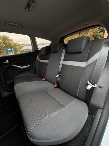 Ford Kuga 2.5 Trend Mt 4x4 (ku01/ku04)