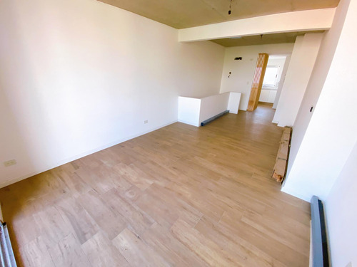 Departamento - Victoria Con Terraza Propia Y Cochera Propia