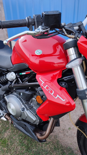 Imagen 22 de 25 de Benelli Tnt 300
