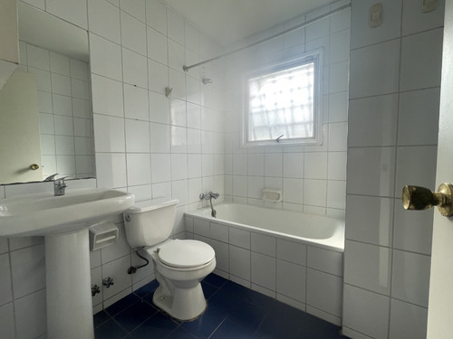 Casa Habitación En Consistorial/ Av. El Valle C. 41121