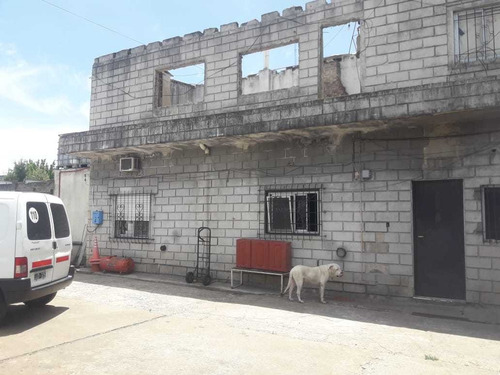 Imagen 3 de 11 de Venta Deposito Bernal Oeste