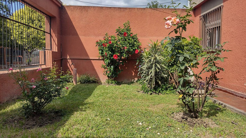 Venta Casa 3 Dorm - Apta Credito - B° Oeste 1 -