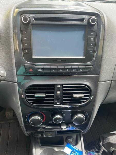 Imagem 10 de 10 de Fiat Strada 1.8 Mpi Adventure Cd 16v Flex 2p Manual 2020