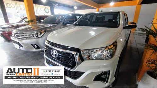 Toyota Hilux 2.8 Cd Srv 177cv 4x4 At