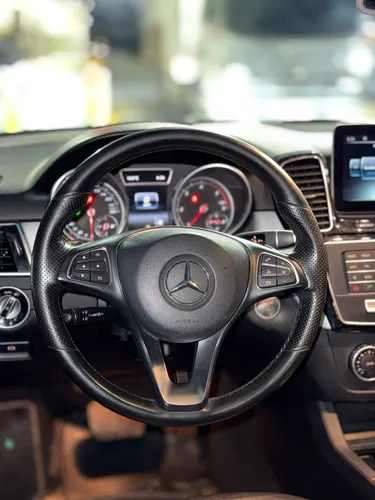 Mercedes-Benz Clase GLE 250D2017 2.2 turbo diésel 4matic