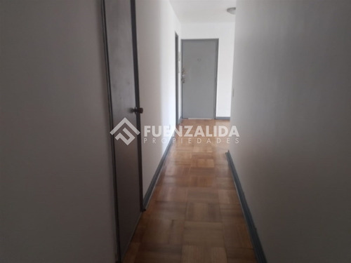 Departamento En Arriendo De 3 Dorm. En La Reina