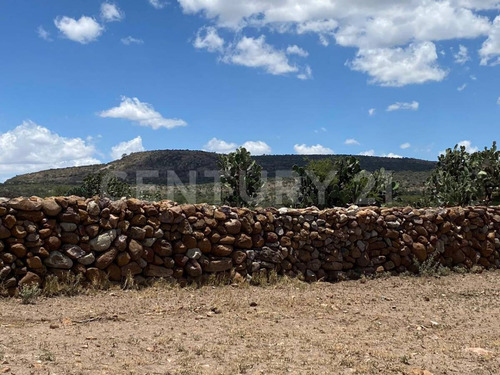 Lote De 2,500 M2 En Fraccionamiento A 16 Km Del Centro De San Miguel De Allende
