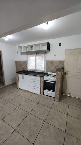 Exc. Depto T/casa 1 Amb Amplio C/balcon Y Lugar Para Auto!