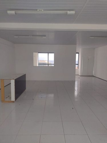 Imagem 3 de 5 de Sala Para Alugar Na Cidade De Fortaleza-ce - L13774
