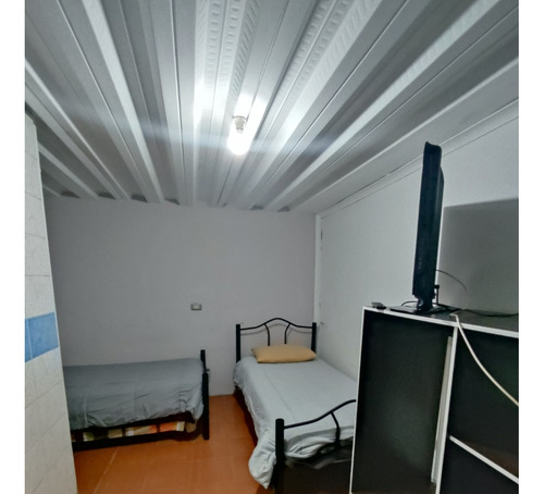 Pob. 21 De Mayo, Hostal 15hab. 15b. Cap. 30 Huespedes