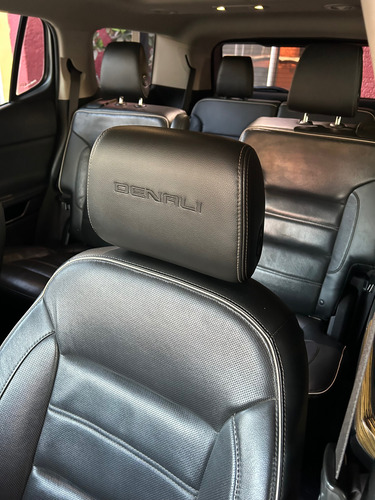 GMC Acadia 3.7 Denali At