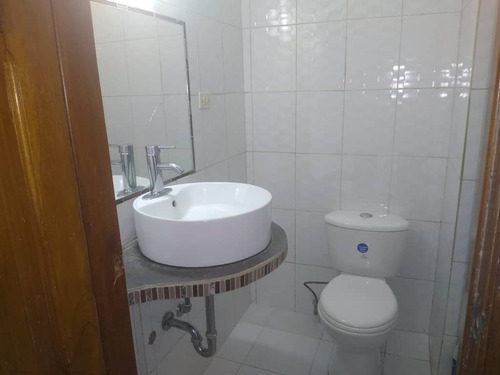 Imagen 22 de 30 de Casa Quinta En Venta En La Urbanización San Bernardino 04140997777 / 04125787777