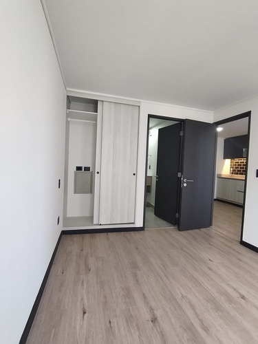 Arriendo Departamento 1 D 1b Con Estacionamiento Macul