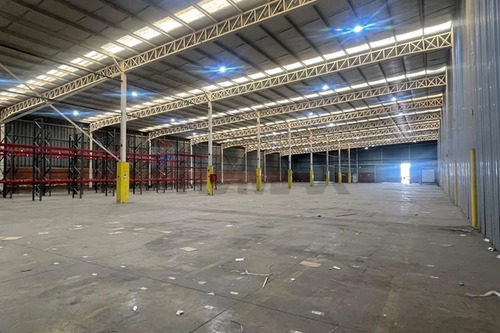 Bodega En Arriendo San Bernardo, 1.404 M²