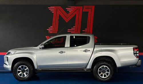 Mitsubishi L200 2.4 Cd Glx 4X4 Mt