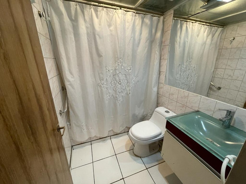 Imagen 12 de 15 de Antiguo Y Espacioso Departamento Remodelado.
