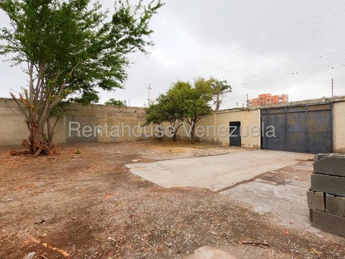 Camilo Duin Vende Terreno En Zona Estratégica Del Centro Este De Barquisimeto Cercado Totalmente Código 25-20770 Cadg