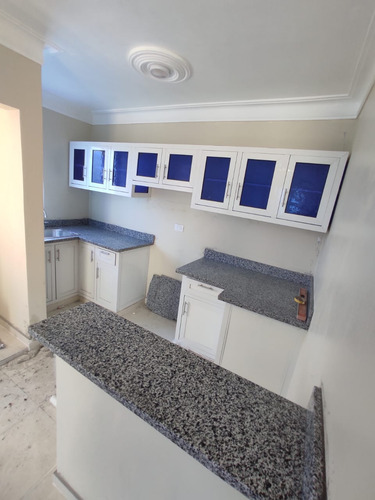Apartamento De 2 Habitaciones Un Baño Balcon Un Parqueo Sala