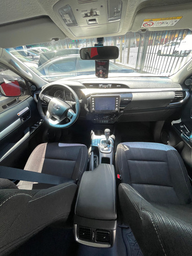 Toyota Hilux Pick-up 2.8 Cd Srv 177cv 4x2 At