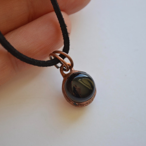 Imagen 2 de 4 de Collar Piedra Natural Onix Negro, Cobre, Joyeria De Autor